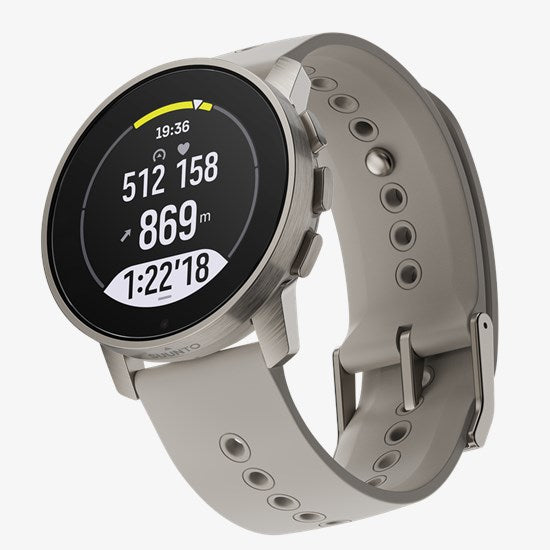 SUUNTO 9 Peak PRO Titanium Sand שעון מולטי-ספורט טיטניום בצבע אפור