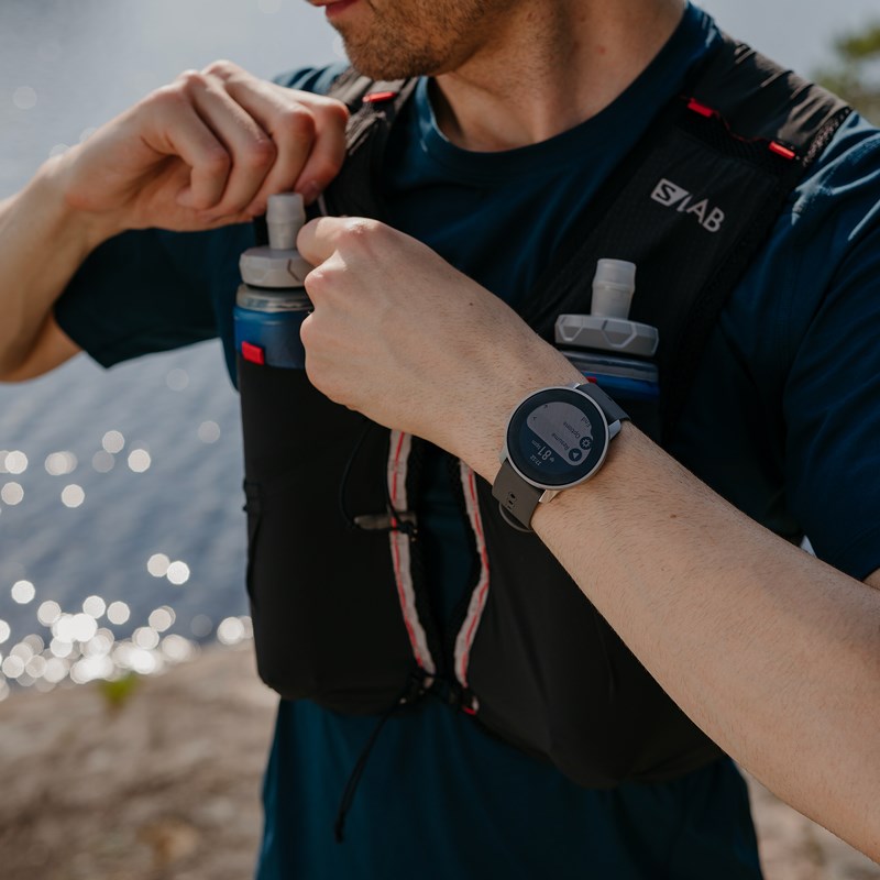 SUUNTO 9 Peak PRO Titanium Slate שעון מולטי-ספורט טיטניום בצבע אפור כהה